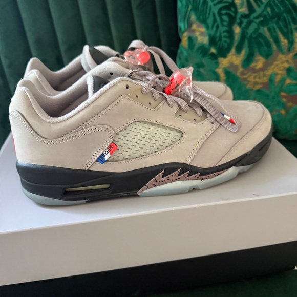 Paris Saint-Germain x Air Jordan 5 Retro Low Paname size 8 -lightly worn - Picture 3 of 6